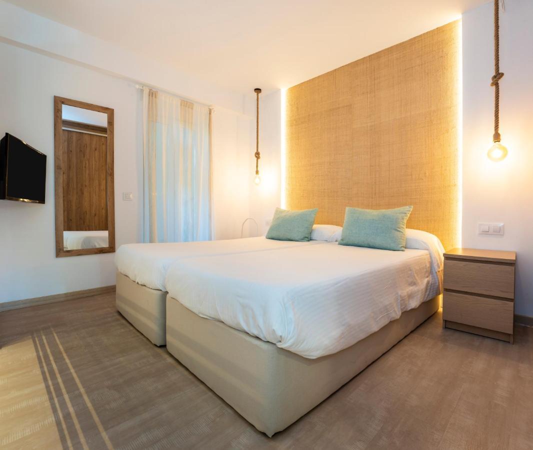 كانياميل Apartamentos S'Olivera المظهر الخارجي الصورة